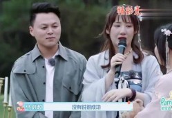 吃瓜美女聊娱乐,美女主播带你畅聊娱乐圈新鲜事