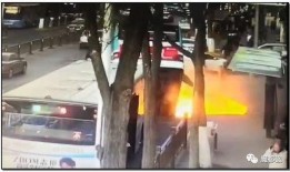 道口酒吧吃瓜事件视频,一场引发热议的网络风波