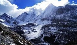 神山下的吃瓜,吃瓜群众的热闹日常