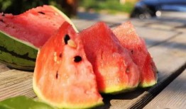 北枫吃瓜,揭秘娱乐圈那些不为人知的幕后故事