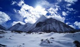 神山下的吃瓜,吃瓜群众的热闹日常