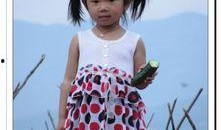 黄昏的吃瓜少女