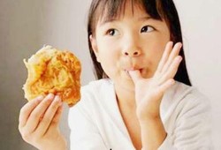 吃瓜少女江小燕,吃瓜少女的娱乐圈观察日记