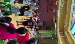 迎新跳舞吃瓜,跳舞吃瓜，共度欢乐时光